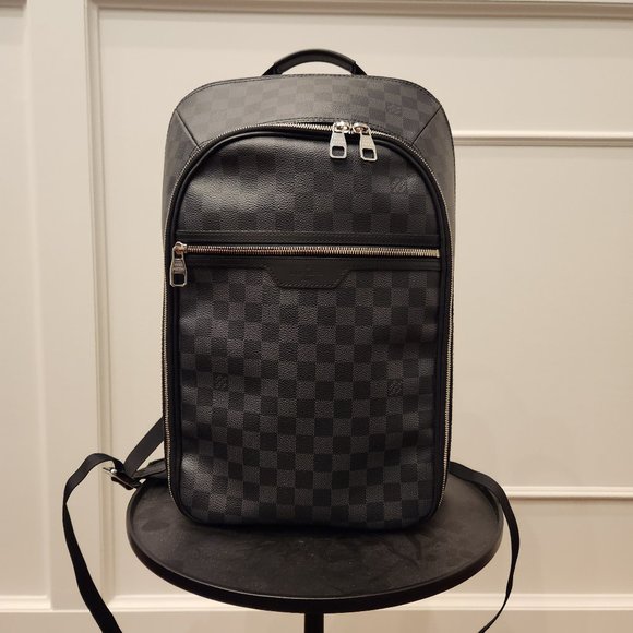 Louis Vuitton Michael Backpack NV2 - Picture 1 of 4